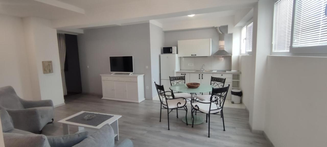 Obala Apartment Podgora Bagian luar foto